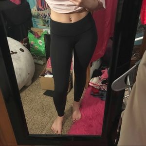 Lululemon size 4 leggings!